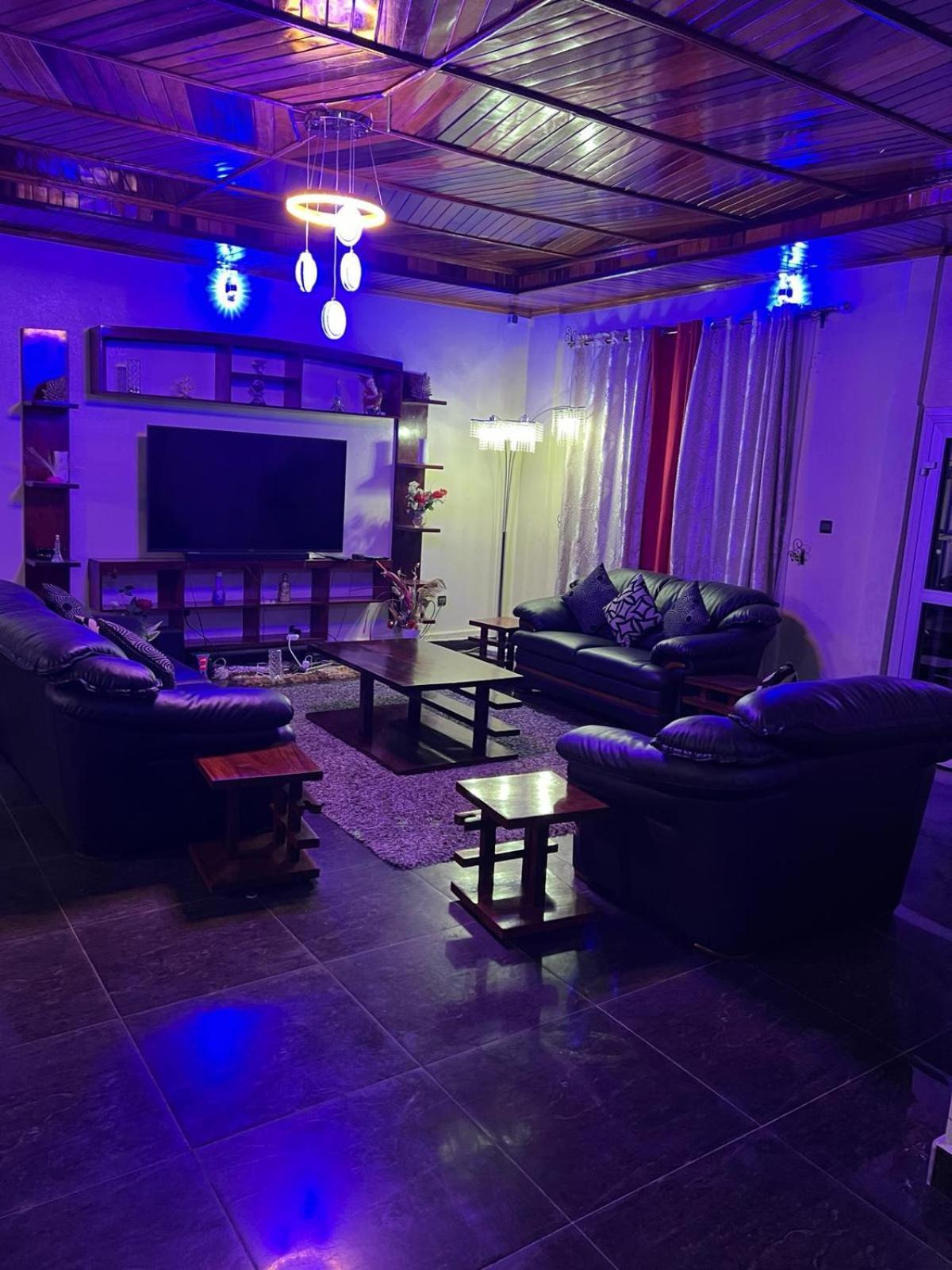 Apex Guest Facility Appartement Buea Buitenkant foto