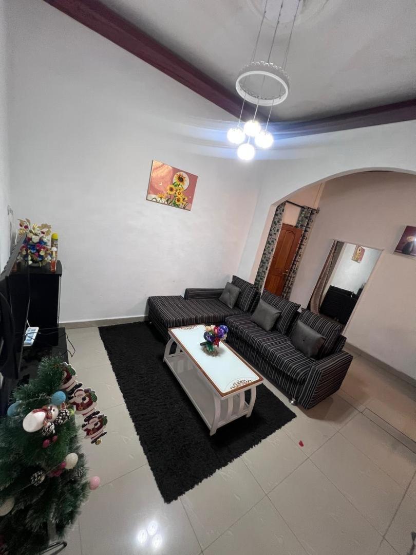 Apex Guest Facility Appartement Buea Buitenkant foto